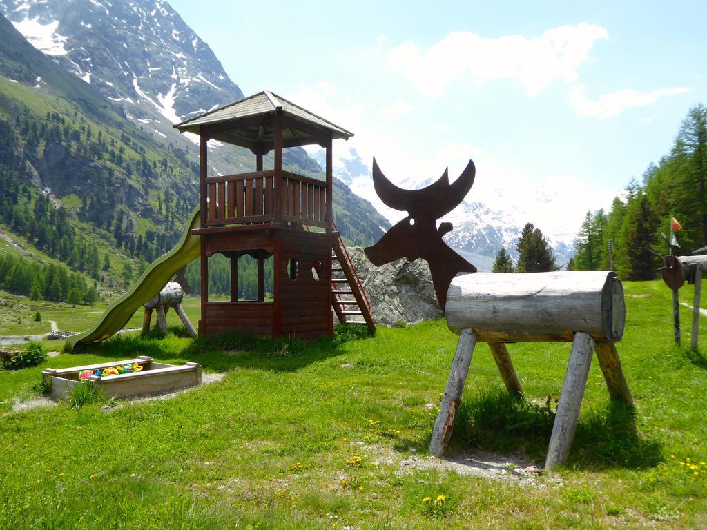 Hotel Roseg-Gletscher ปอนเตรสซีนา ห้อง รูปภาพ