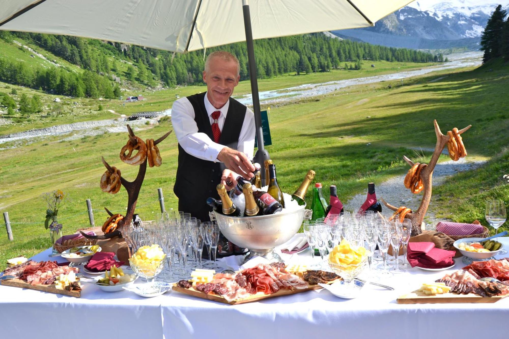 Hotel Roseg-Gletscher ปอนเตรสซีนา ภายนอก รูปภาพ